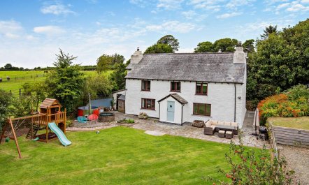 5 Bed in Bodmin
