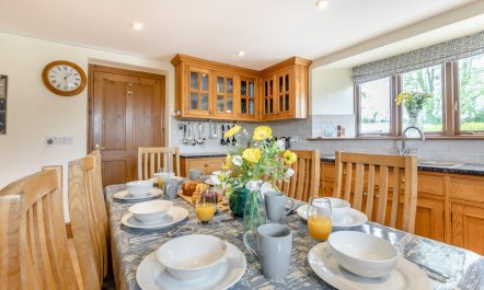 4 Bed in St. Endellion 8