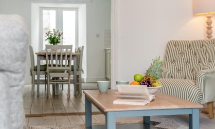 4 Bed in West Looe 6