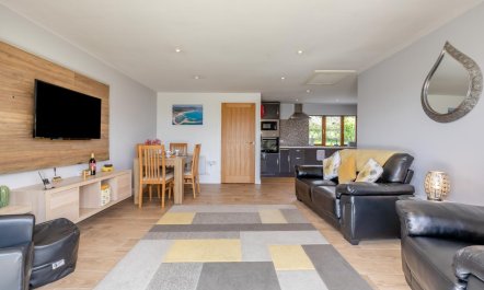 1 Bed in Tytherleigh 5