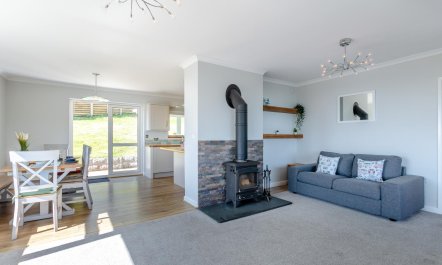 3 Bed in Teignmouth 6