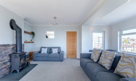 3 Bed in Teignmouth 5