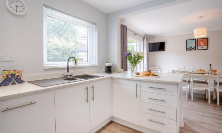 5 Bed in Oxwich 9