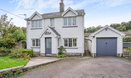 5 Bed in Oxwich