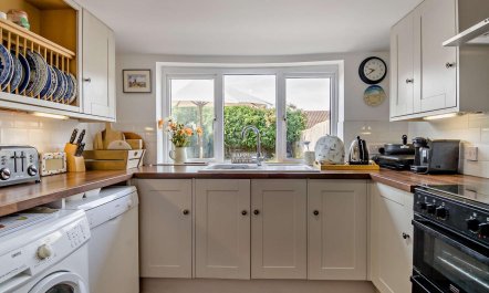 4 Bed in Mundesley 4