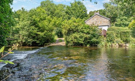 2 Bed in Blackmill