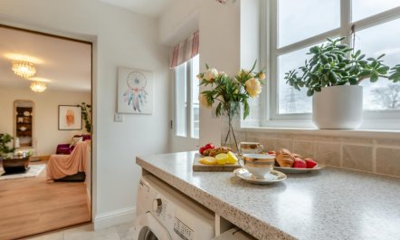 1 Bed in Ludchurch 7