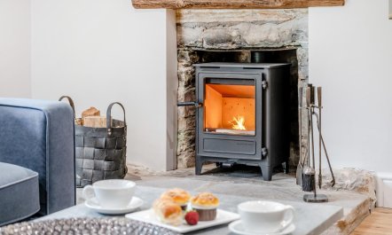 2 Bed in Nant-y-derry 1