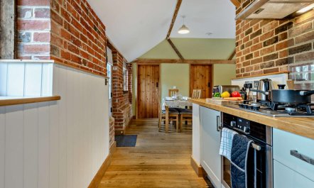 2 Bed in Blashford 9