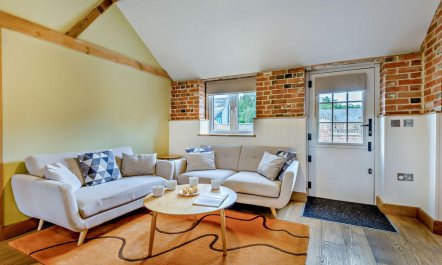 2 Bed in Blashford 2