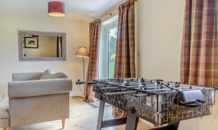 4 Bed in Holmesfield 4