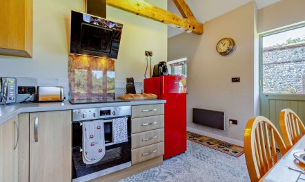 1 Bed in Trimingham 8