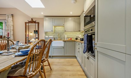 3 Bed in Durweston 9