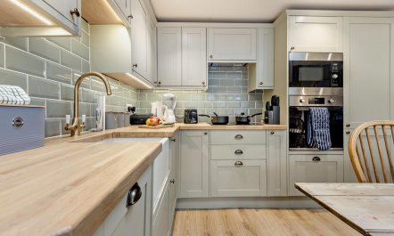 3 Bed in Durweston 8