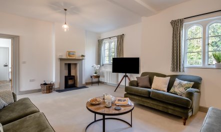 4 Bed in Gressenhall 8