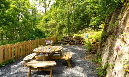 2 Bed in Newby Bridge 1