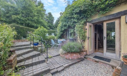 1 Bed in Llansanffraid 5