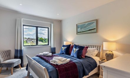 4 Bed in Littleham 8