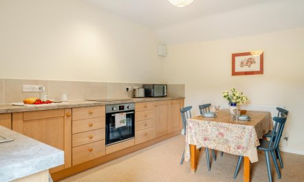 1 Bed in Hay-on-Wye 2