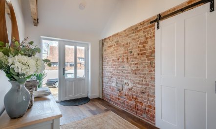 4 Bed in Alderford 9