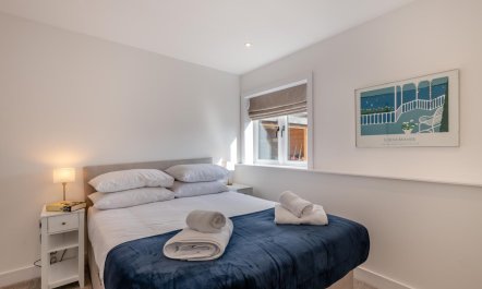 4 Bed in Alderford 8