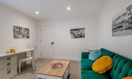 4 Bed in Alderford 8
