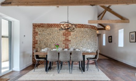 4 Bed in Alderford 7