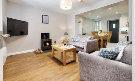 2 Bed in Newby Bridge 1