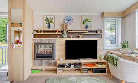 2 Bed in Gilfachrheda 4