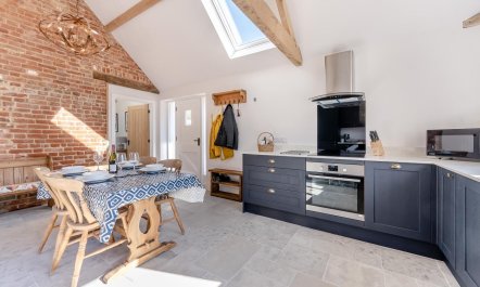 2 Bed in Moulton St. Mary 8