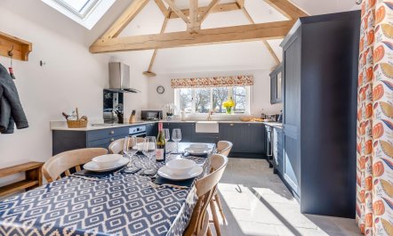 2 Bed in Moulton St. Mary 7