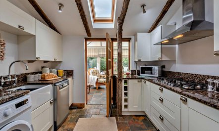 3 Bed in Ingoldisthorpe 9