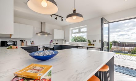 4 Bed in St. Austell 5