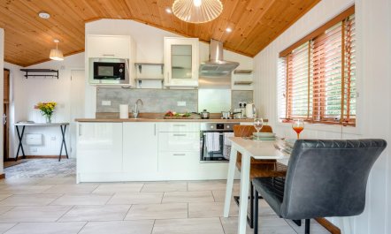 1 Bed in Milton Abbas 2