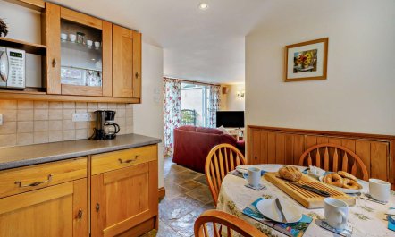 2 Bed in Kentisbeare 5