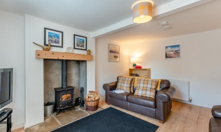 3 Bed in Coldingham 1