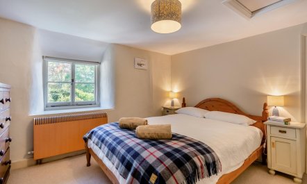 2 Bed in Highcliffe 5