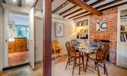 2 Bed in Highcliffe 2