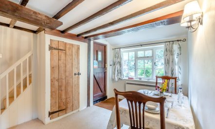 1 Bed in Highcliffe 3