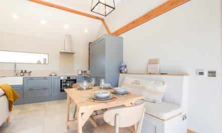 2 Bed in Beeford 6