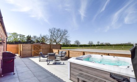 2 Bed in Beeford 1