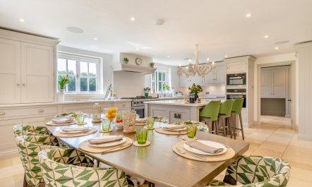 7 Bed in Henley-on-Thames 2