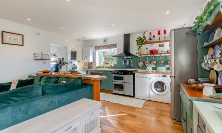 1 Bed in Saundersfoot 5