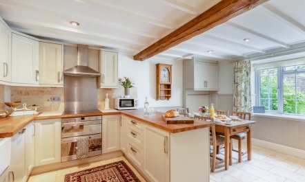 3 Bed in Ilminster 2