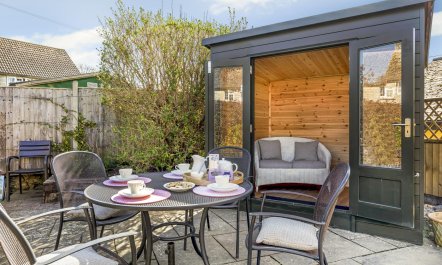 2 Bed in Burton Bradstock 8