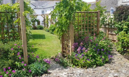 2 Bed in Burton Bradstock 6