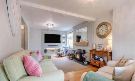 4 Bed in Yarnscombe 6