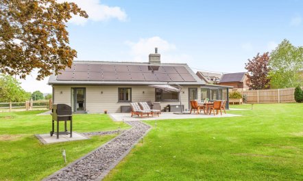 3 Bed in Trull 2