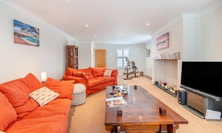 4 Bed in St. Florence 1