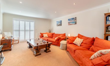 4 Bed in St. Florence 2